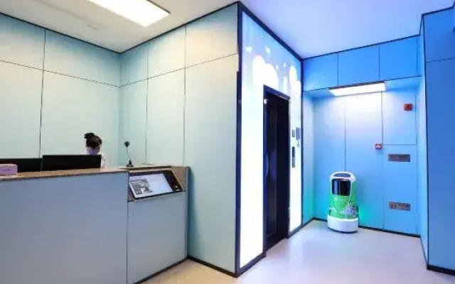 Hi Inn (Zhaoqing Qixingyan Zijing Xidi Branch)