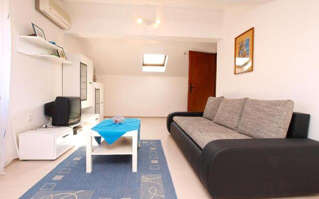 Apartment Mirjana 734