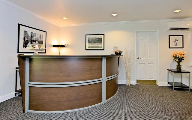 Shadyside Inn All Suites Hotel