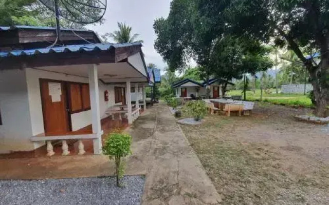 Pineapple Resort