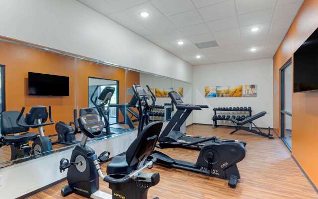 Comfort Suites West Monroe near Ike Hamilton Expo Center