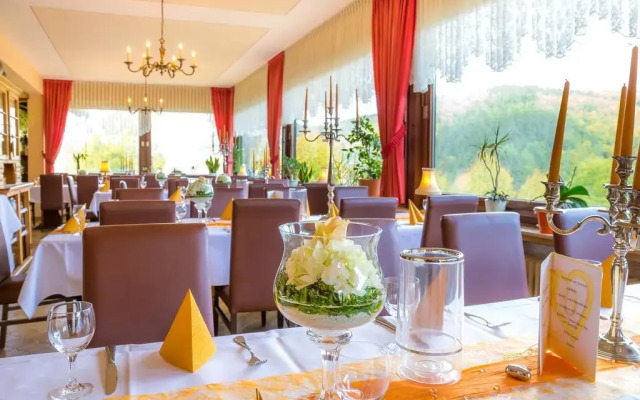 Waldhotel