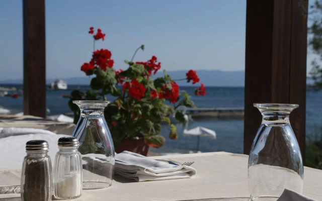 Xenia Ouranoupolis Hotel