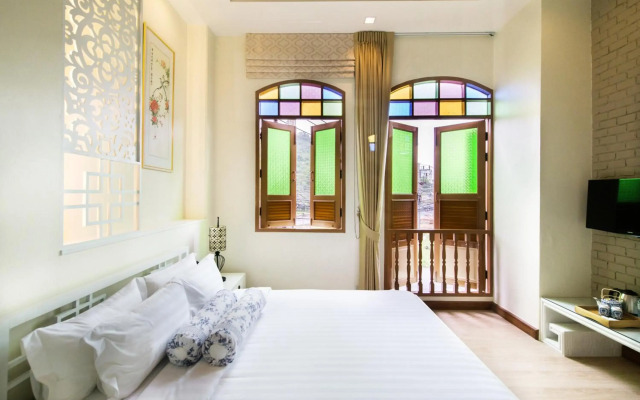 O'nya Phuket Hotel