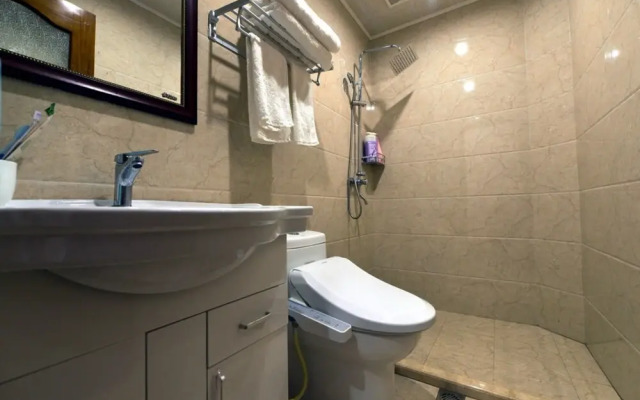 Wuzhen Pomegrante Garden Hotel