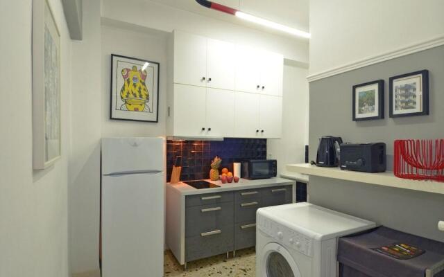 Thiseio a vintage apartment