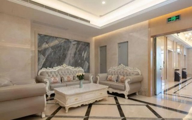 Vienna International Hotel (Tengchong Yanhu Park Branch)