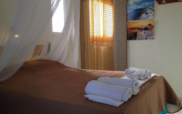 Kostas Rooms & Apartments