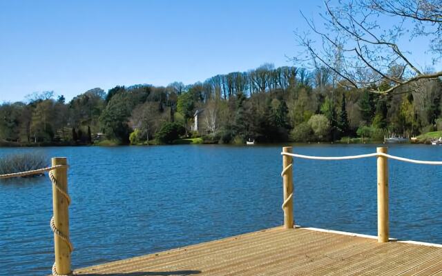 Cleveley Mere Luxury Waterside Lodges