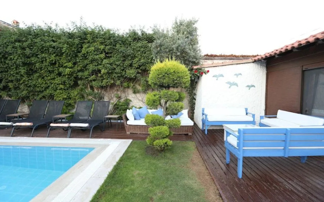 Cayirli Alacati Butik Otel