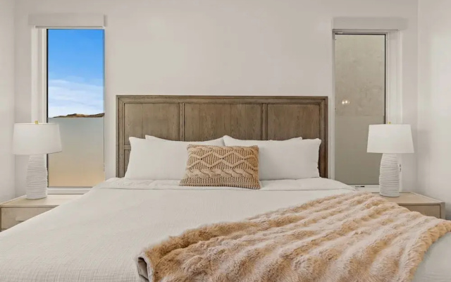Simply Paradise 5 Bedroom Townhouse