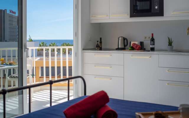 Y1DB Luxurious studio in Playa de LasAmericas