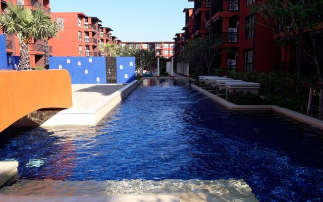 Bluroc Hua Hin Resort Condo