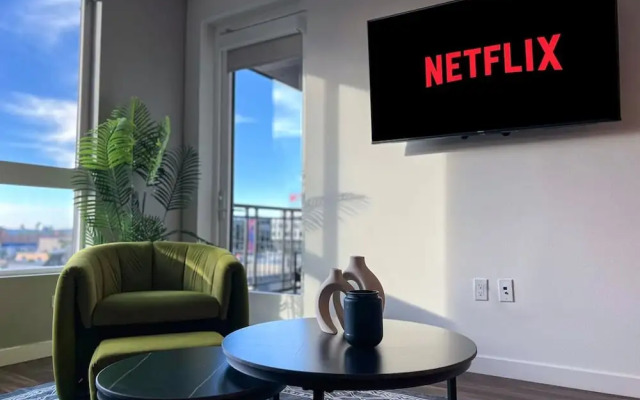 Luxurious Mid-hollywood City View Free Parking