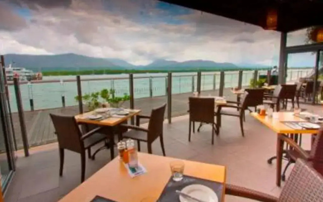 301 Harbour View