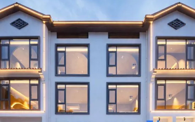 By the Hills · Lure Luxury Designer Valley Resort (Sanqingshan Scenic Area) — 3-star hotel in Shangrao