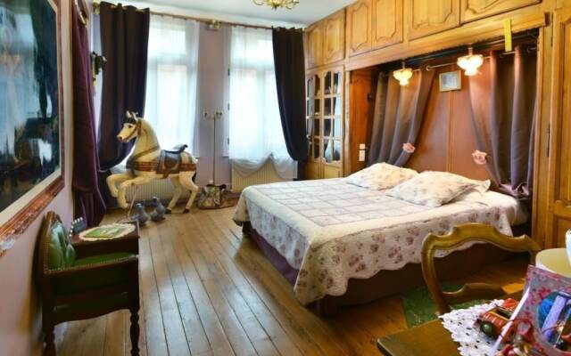 Suivez le Lapin Blanc