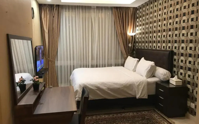 Luxury 2 BR Suite at The Grove-Masterpiece, Epicentrum
