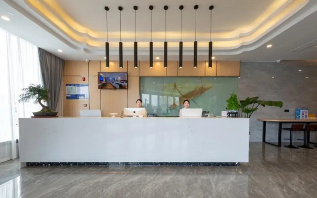 Greentree Inn Zhejiang Jiaxing Honghe Town Business Hotel – Lobby – Jiaxing