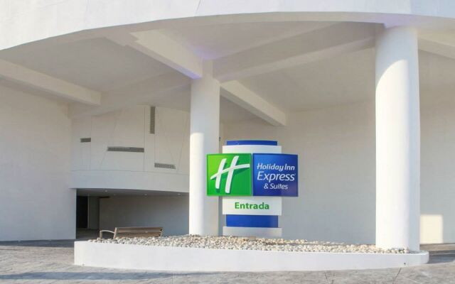 Holiday Inn Express Hotel & Suites Puebla Angelopolis, an IHG Hotel