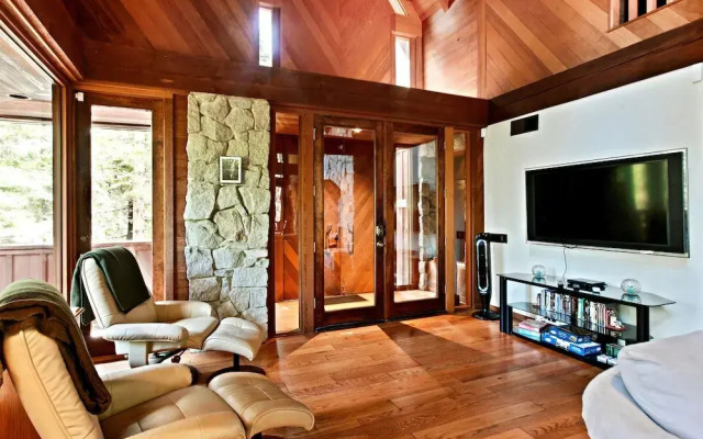 Yosemite Scenic Wonders - Fish Camp Area