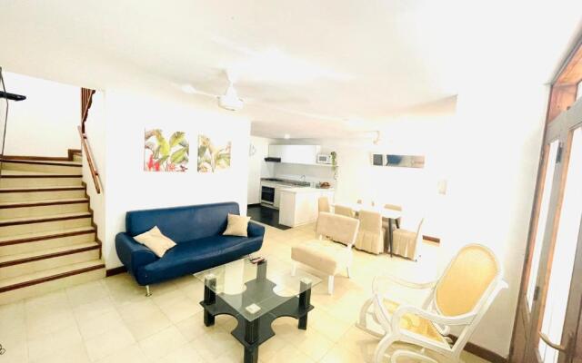 Uchuva beach house