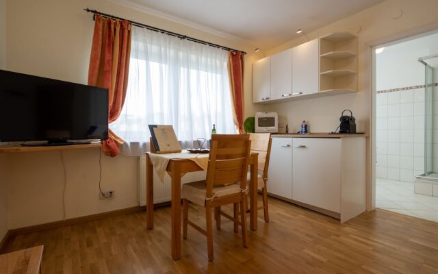 Casa Cristina- Kurpension und Appartements