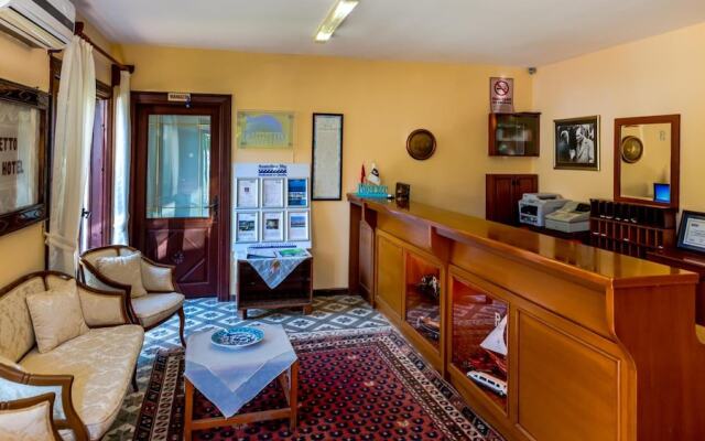 Palmetto Resort Hotel