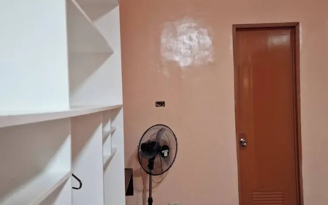 3 Bedrooms 2 Storey House!