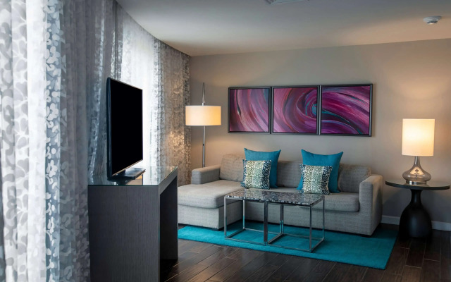 Wyndham Grand Jupiter at Harbourside Place