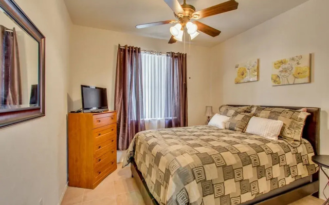 Southern #1064 - 2 Br condo by RedAwning