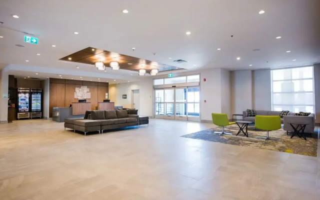 Holiday Inn Hotel & Suites Calgary South Conference Ctr