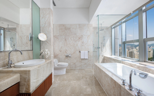 Crowne Plaza Shenzhen Futian by IHG