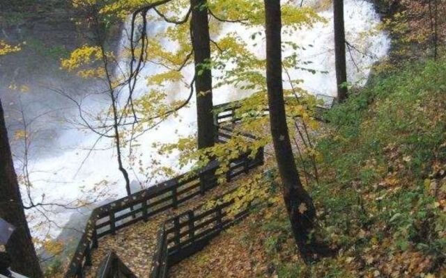 Country Inn & Suites by Radisson, Macedonia, OH