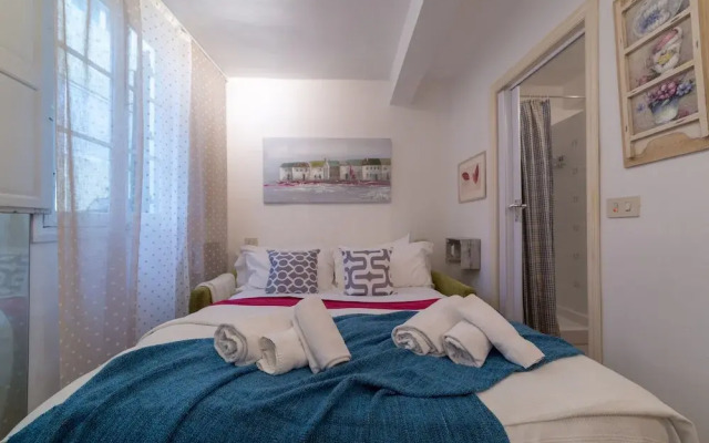 Vaniglia Studio in Porcellana