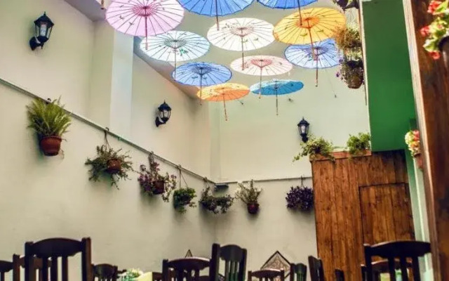 Twin Castle Boutique Hotel