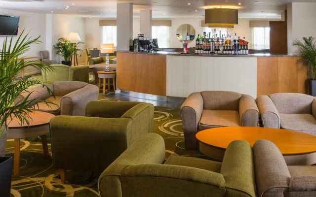 Mercure Newbury West Grange Hotel