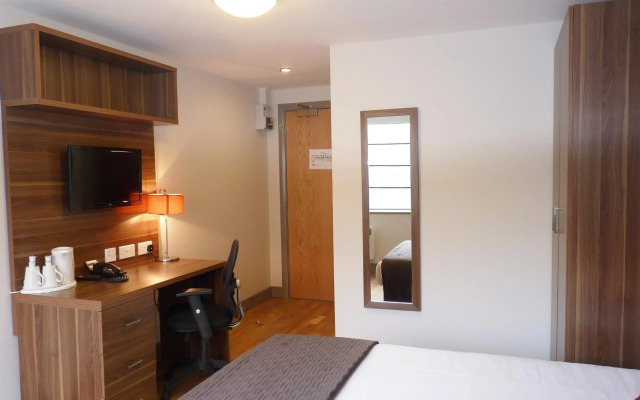 Britannia Study Hotel