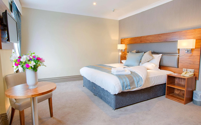 Best Western Chilworth Manor Hotel