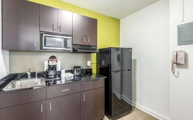 Studio 6 Kansas City, MO - Downtown