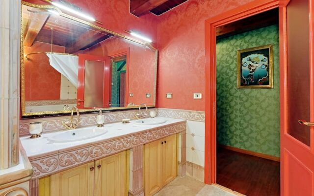 Luxor Domus Trastevere