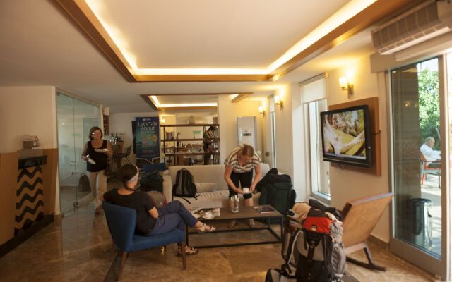 Regna Hotel