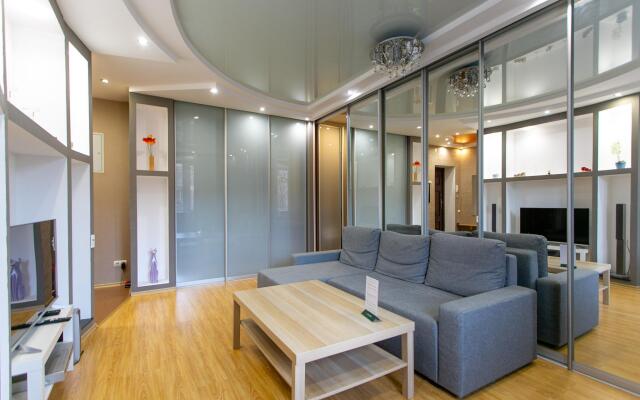 Апартаменты на улице Правды 4