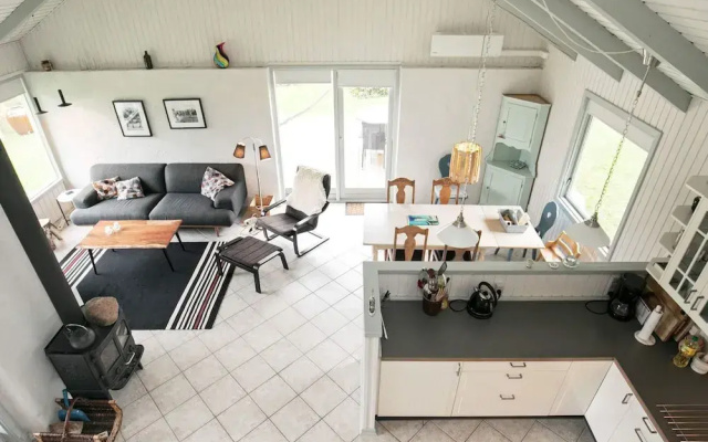 6 Person Holiday Home in Roslev