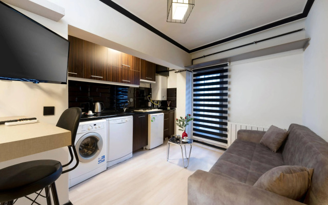 Global Suites Hotel