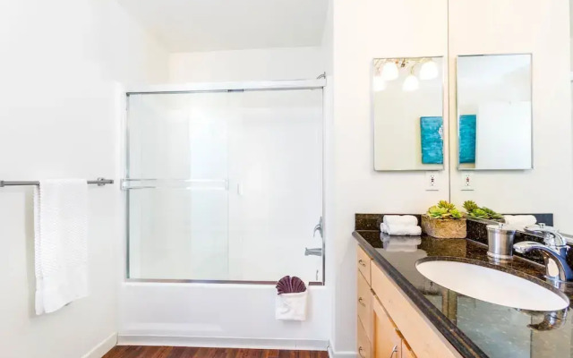Broadway Apartment