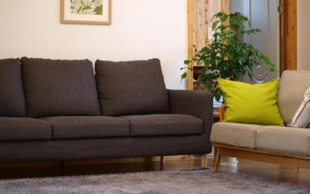 Jeju Namoo-n-sea Pension