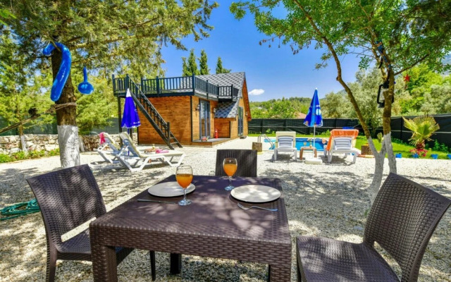 Tiny House With Private Pool Close to Lycian Way