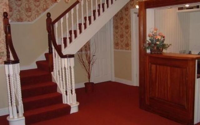 Brook Manor Lodge