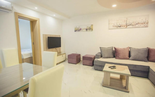Nino Superior, One Bedroom Apartment With Terrace No.2